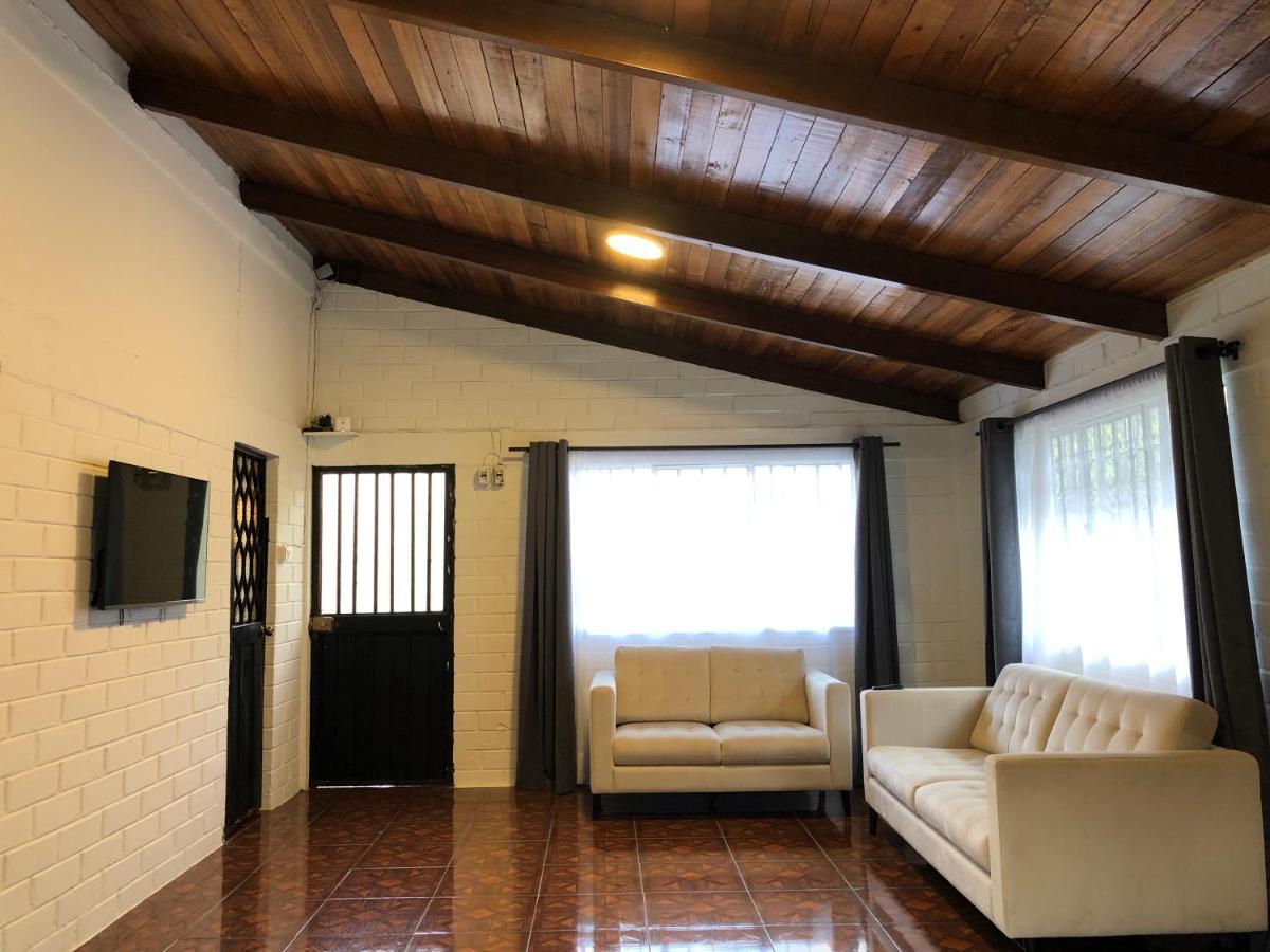 High-End Holiday Cabin - Tungurahua Hot Springs Baños Exterior foto